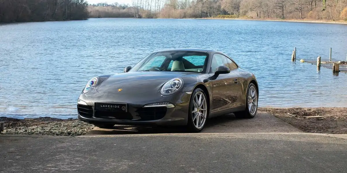 2012-porsche-911-38-carrera-s-400bhp-coupe-big-2