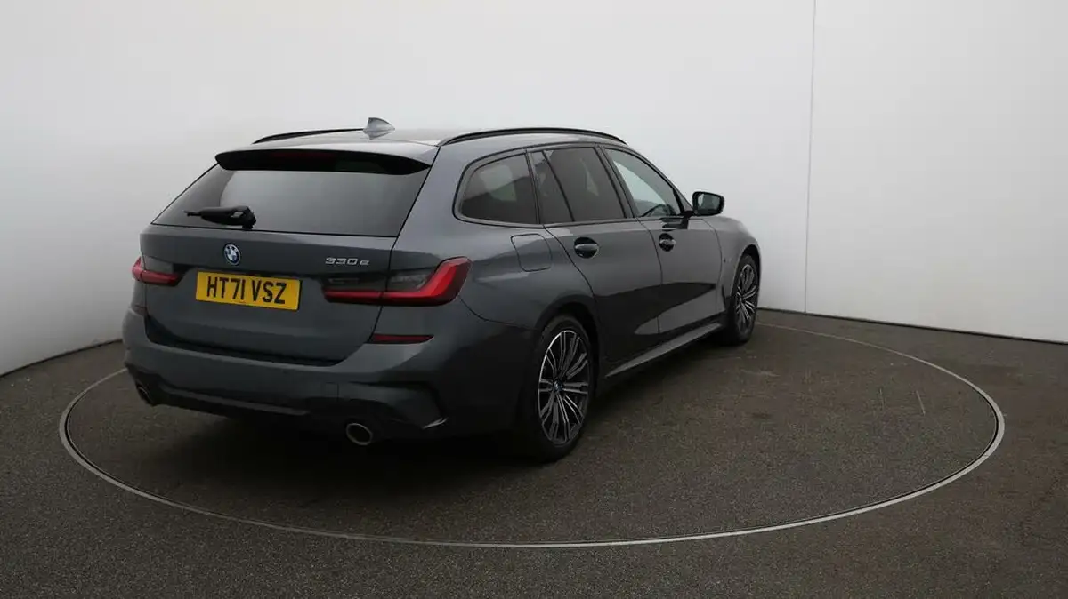 2022-bmw-3-series-20-330e-m-sport-touring-5d-big-49
