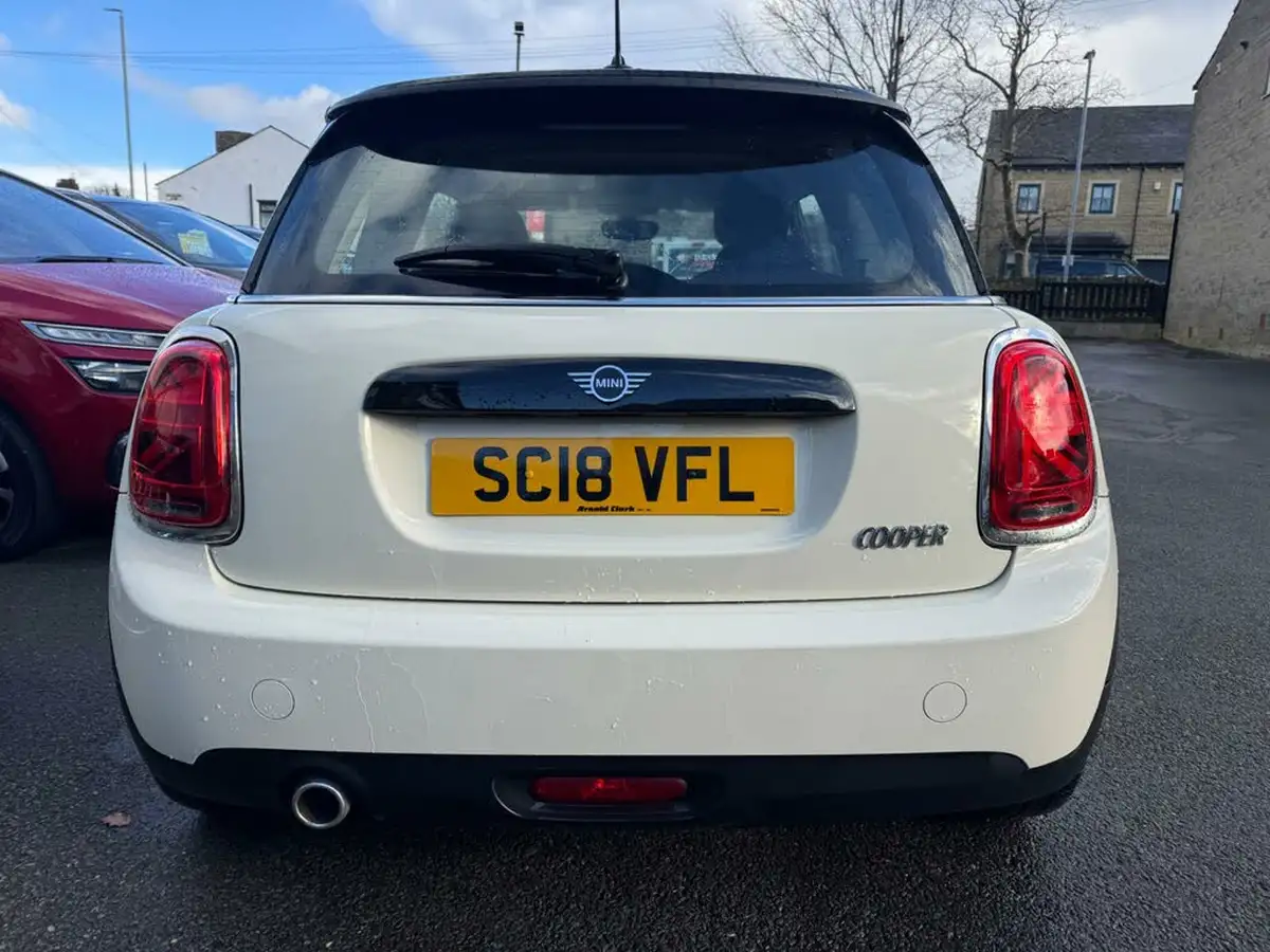 2018-mini-cooper-15-cooper-series-ii-ss-hatchback-3d-big-8