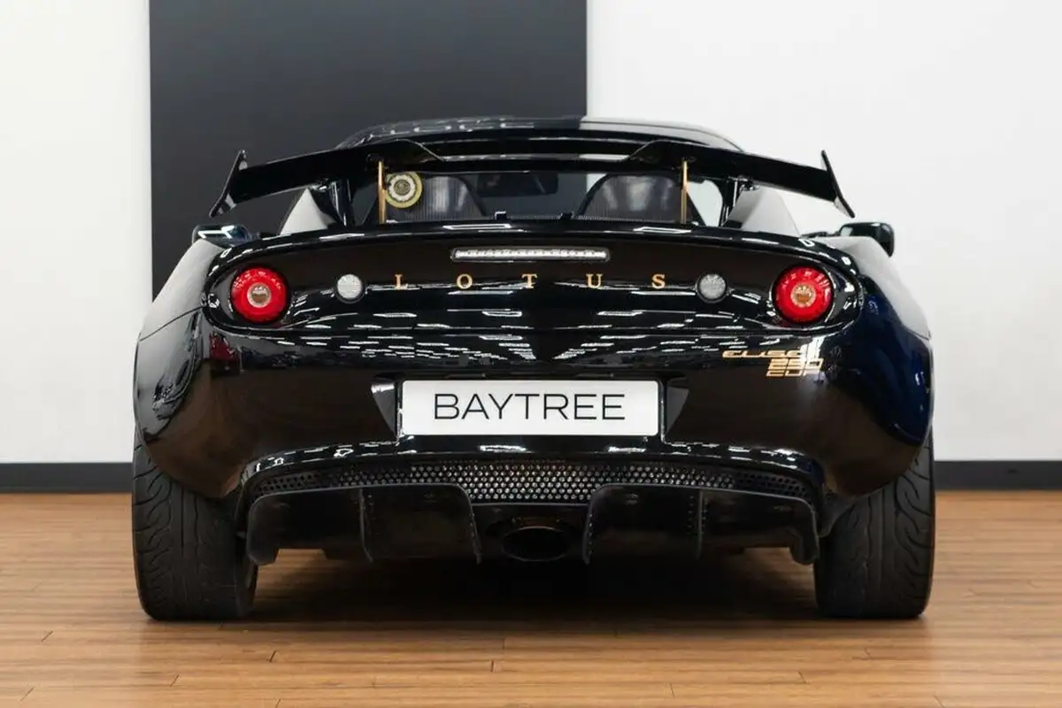 2018-lotus-elise-18-250-cup-big-21