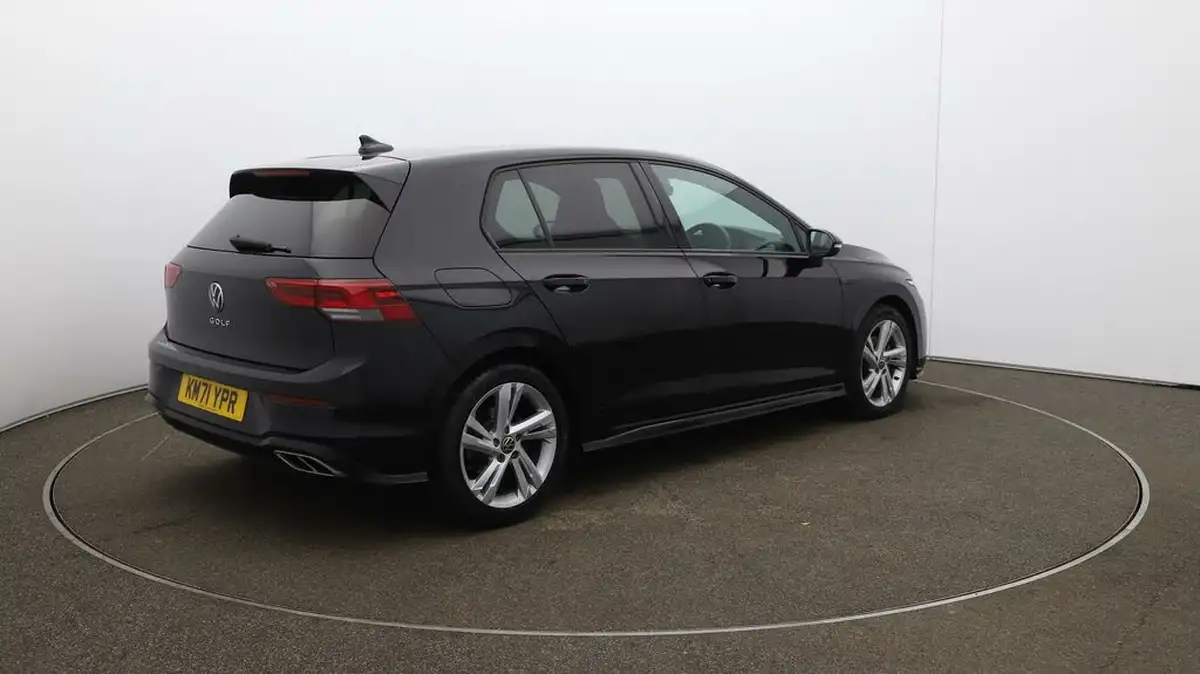 2021-volkswagen-golf-15-tsi-r-line-150ps-hatchback-big-46
