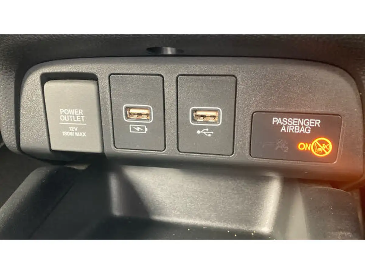 2023-honda-jazz-15-i-mmd-advance-big-28