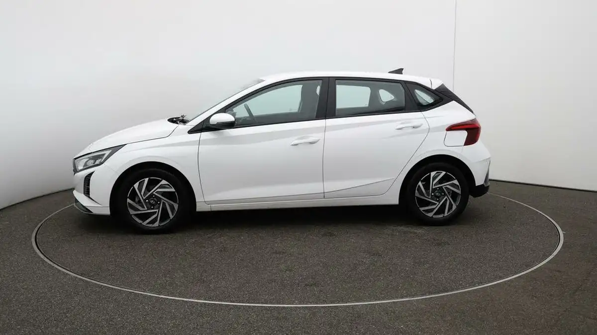 2024-hyundai-i20-10-t-gdi-advance-big-57