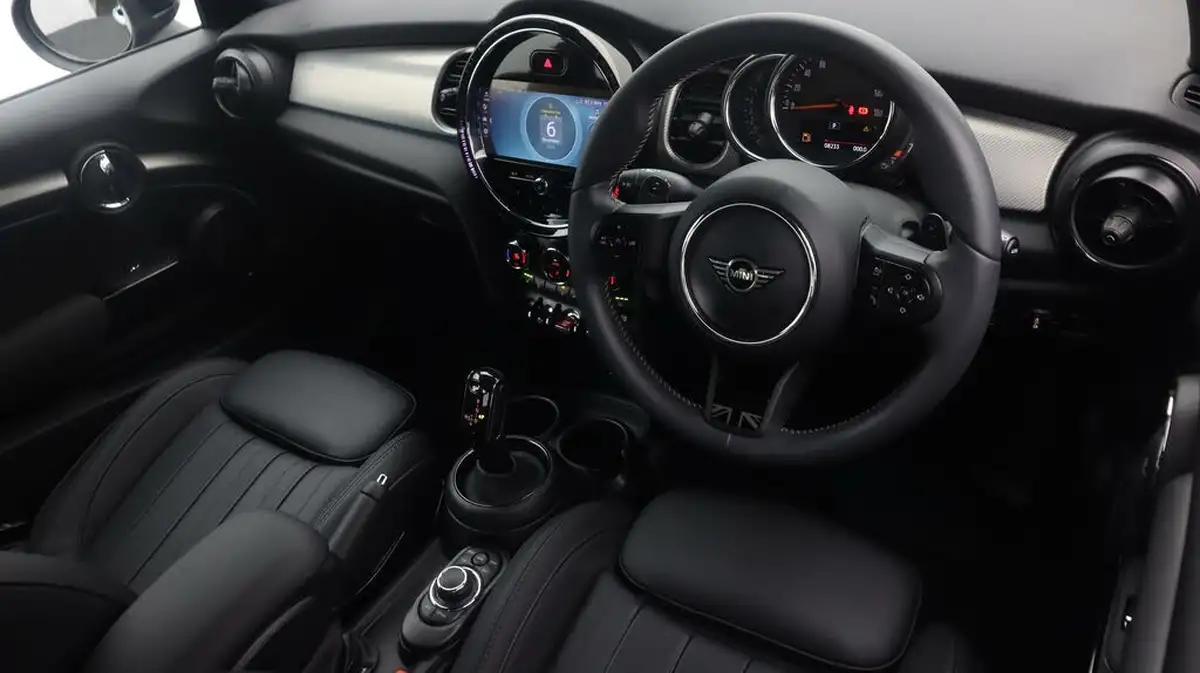 2022-mini-cooper-20-cooper-s-exclusive-premium-hatchback-3d-auto-big-8