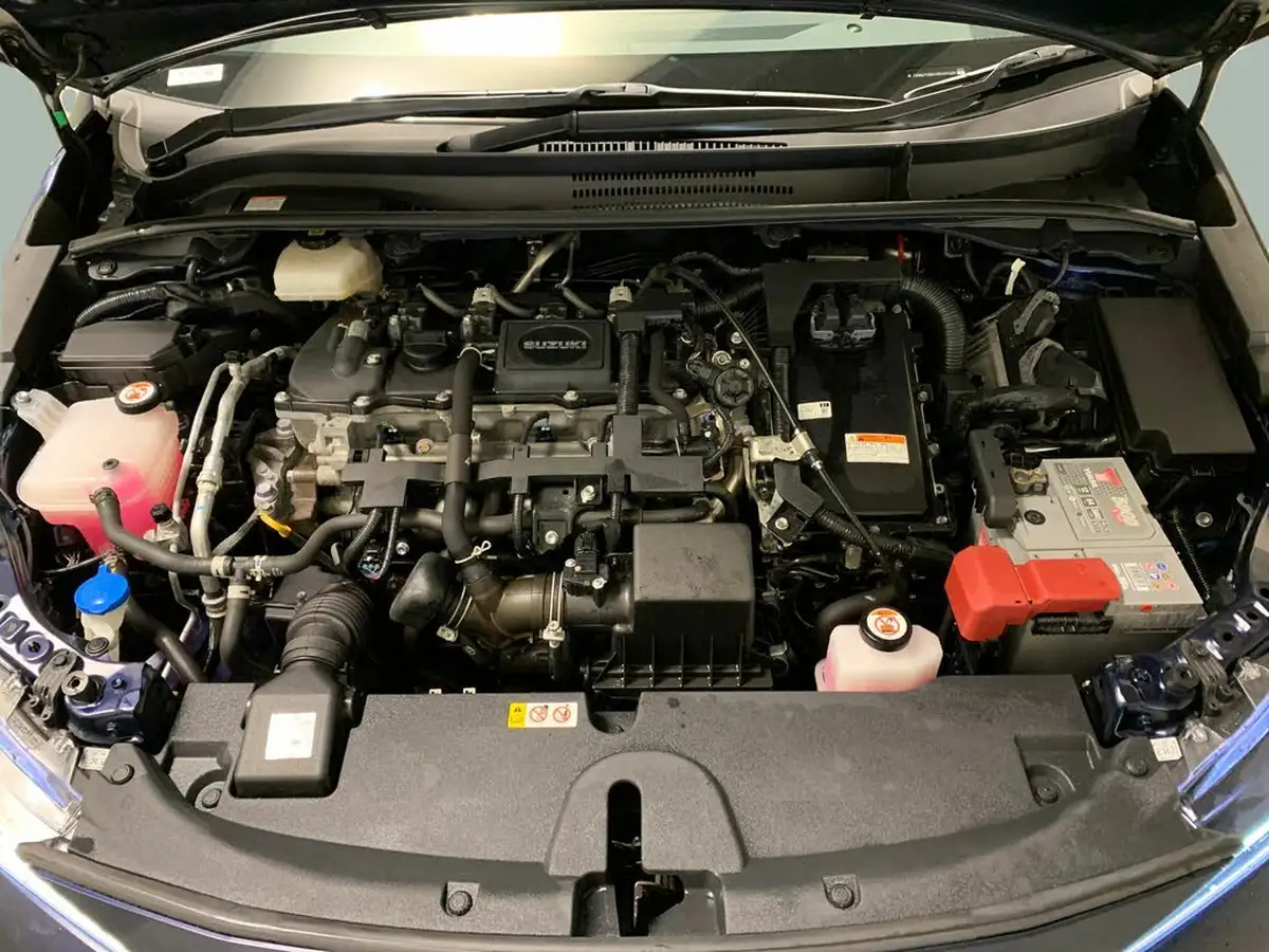 2022-suzuki-swace-18-sz5-big-30