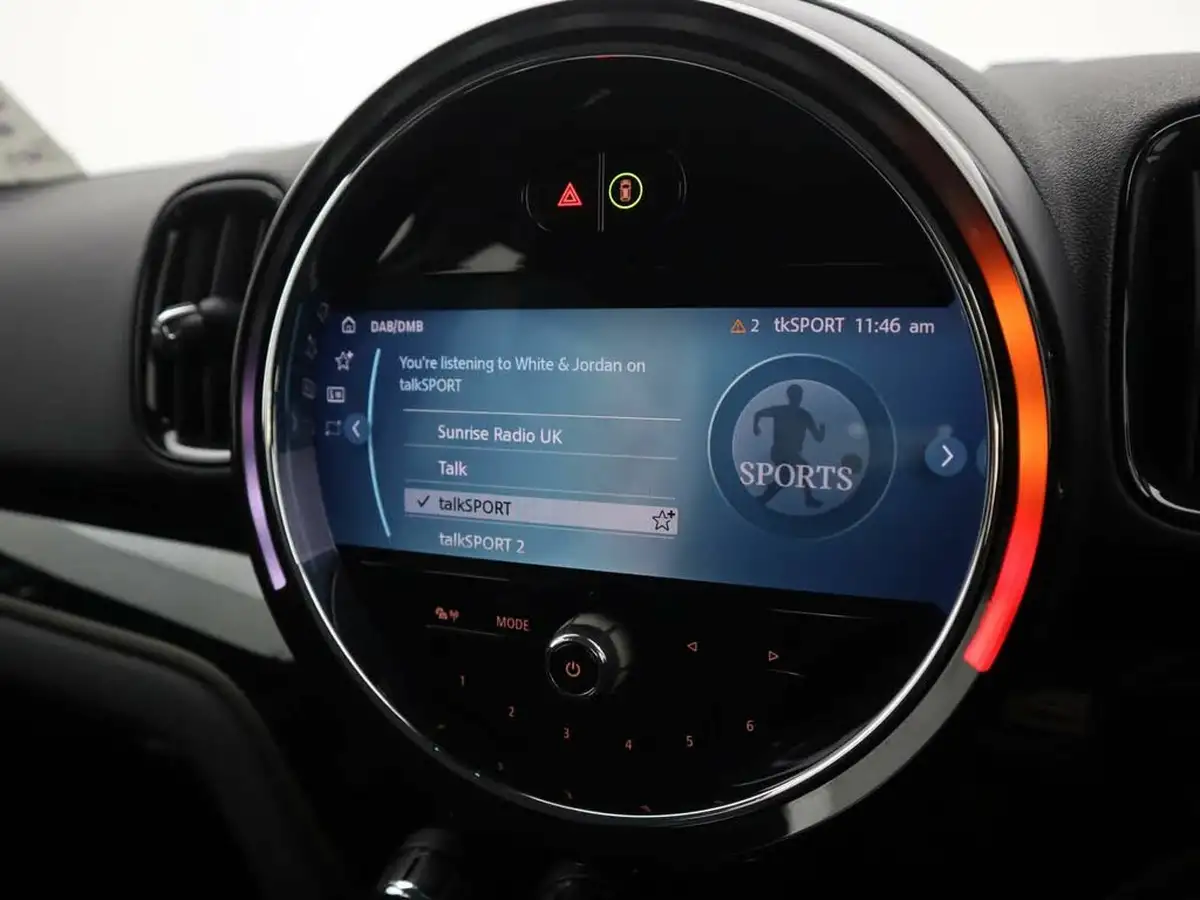 2021-mini-countryman-15-cooper-s-e-phev-classic-comfort-big-11