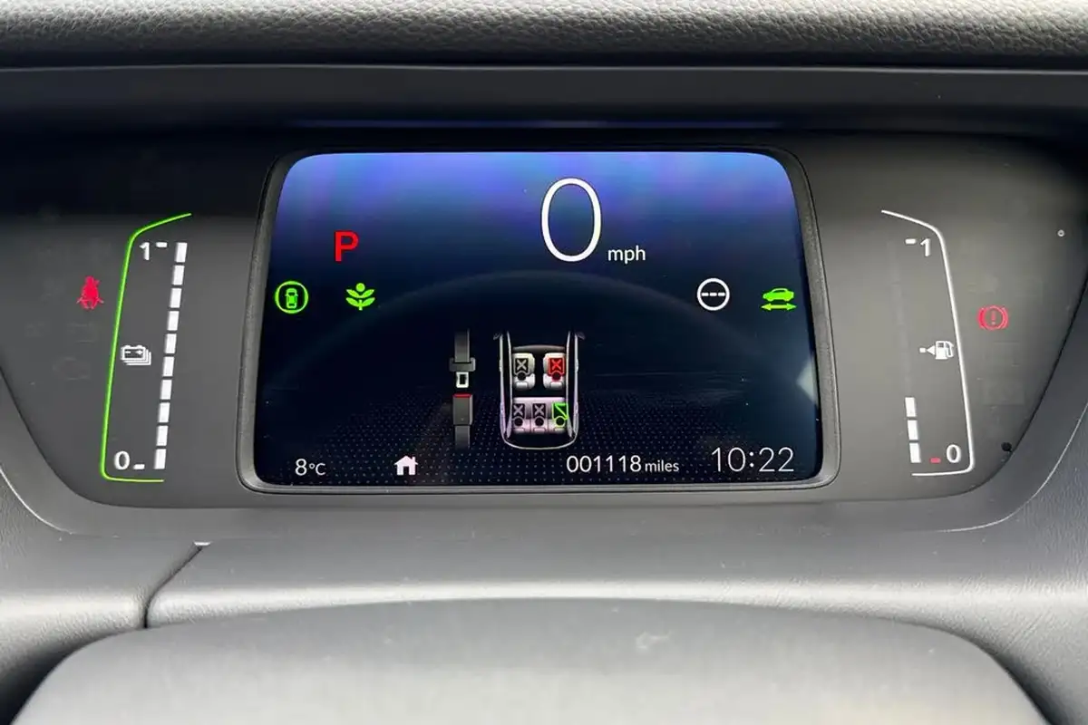 2024-honda-jazz-15-i-mmd-elegance-big-18