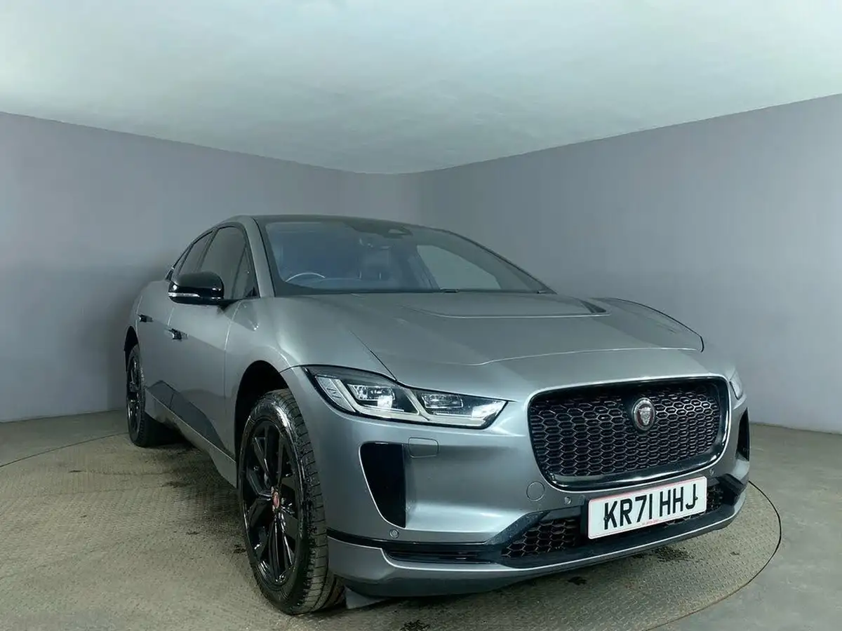 2021-jaguar-i-pace-ev400-black-big-1