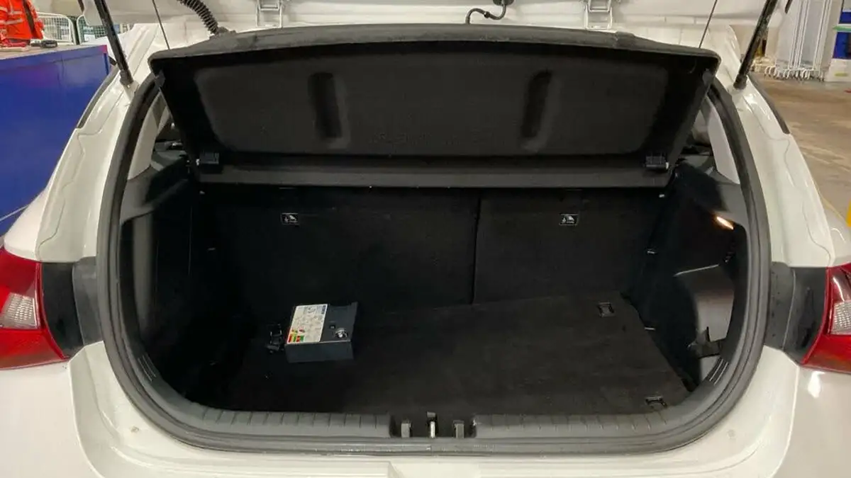 2021-hyundai-i20-10-t-gdi-se-connect-eclutch-imt-big-4