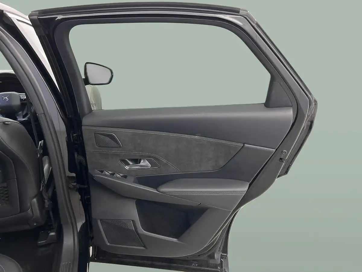 2022-ds-ds-7-crossback-15-bluehdi-performance-line-big-20