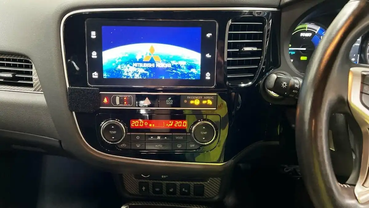 2019-mitsubishi-outlander-24-4h-phev-big-5