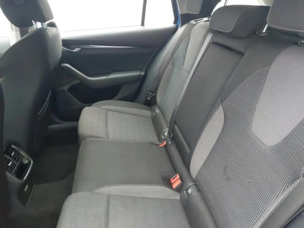 2021-skoda-octavia-10-tsi-se-technology-hatchback-big-5