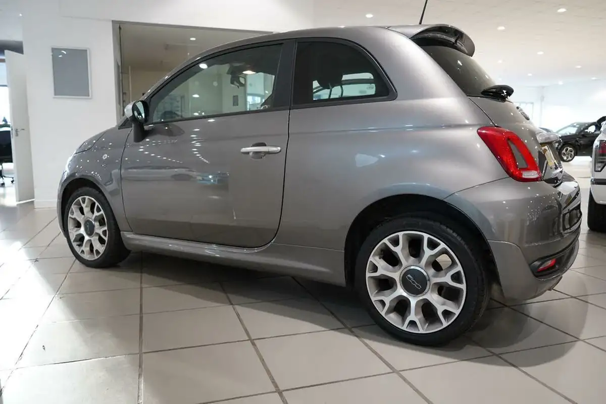 2020-fiat-500-10-rockstar-big-5