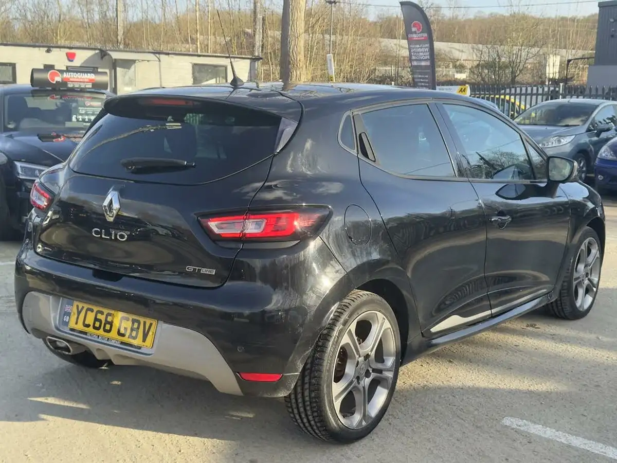 2018-renault-clio-15dci-gt-line-edc-auto-big-11