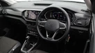 2022-volkswagen-t-cross-10-tsi-sel-dsg-small-9