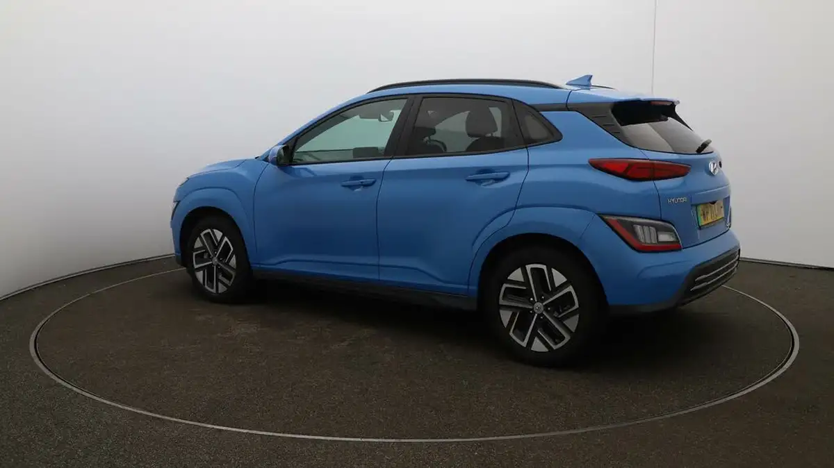 2022-hyundai-kona-e-premium-204ps-64kwh-7kw-obc-big-27