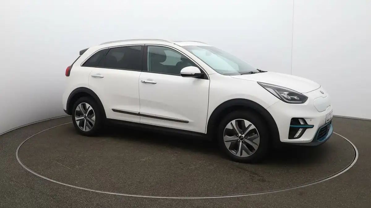 2021-kia-e-niro-ev-4-big-38