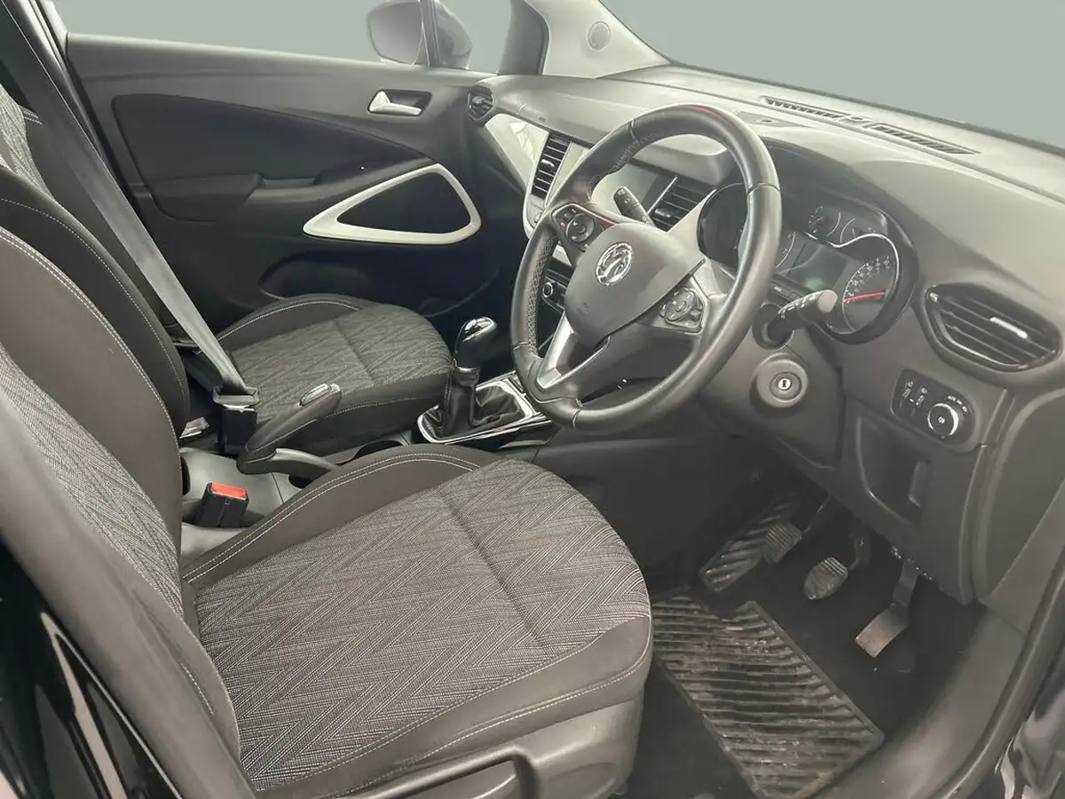 2020-vauxhall-crossland-x-12i-sri-nav-big-23