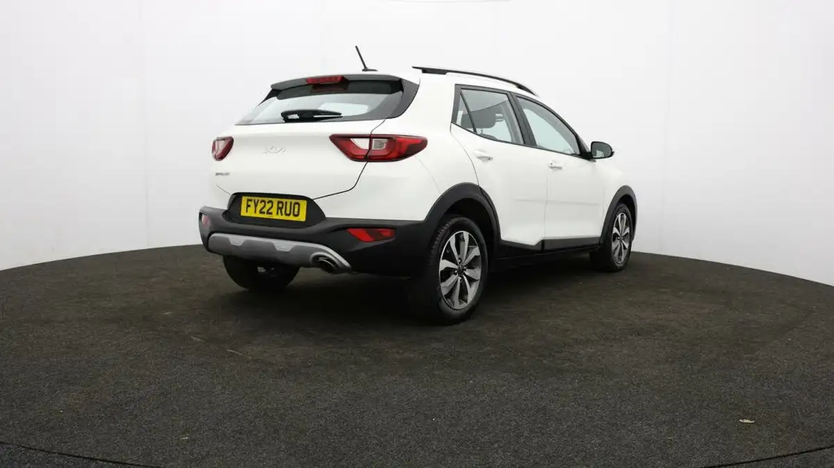 2022-kia-stonic-10-t-gdi-2-big-76