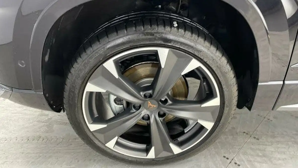 2024-cupra-ateca-15-ecotsi-v2-big-31