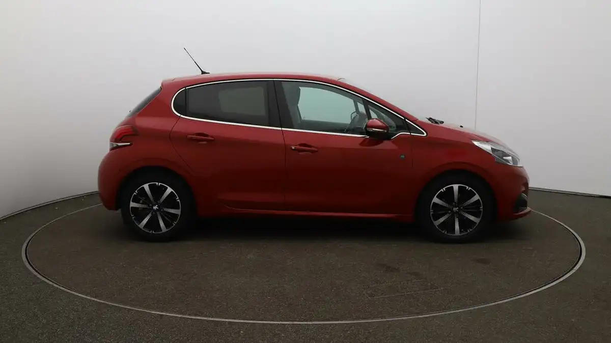 2019-peugeot-208-15-bluehdi-tech-edition-big-47