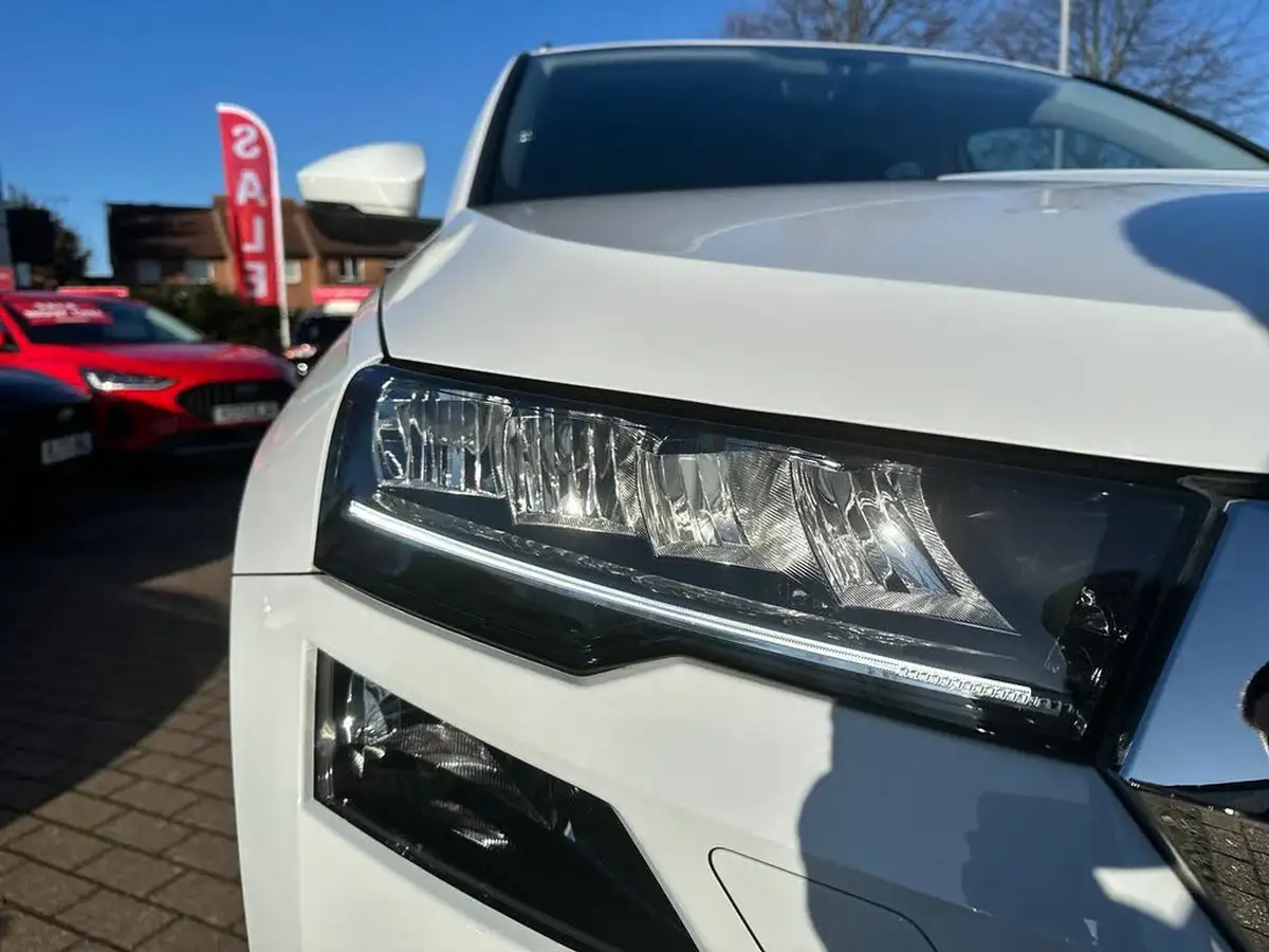 2022-skoda-karoq-15-tsi-se-l-dsg-big-25
