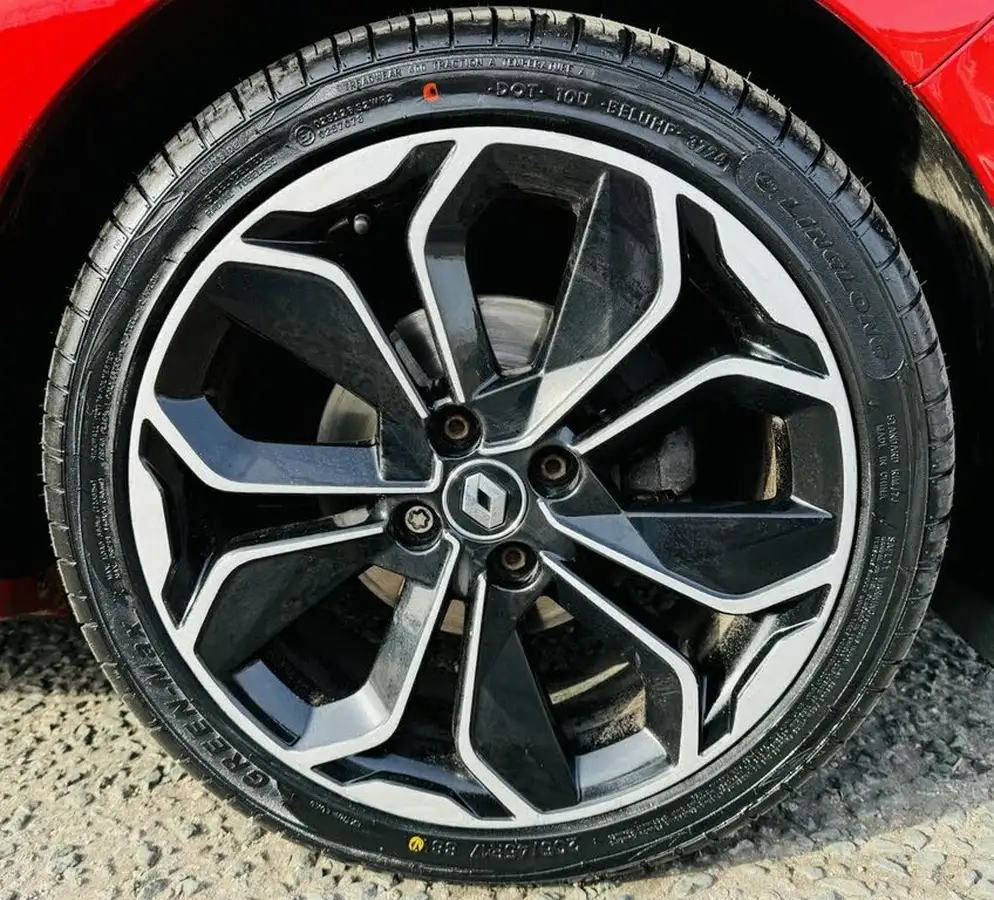2017-renault-clio-15dci-dynamique-s-nav-90bhp-big-23