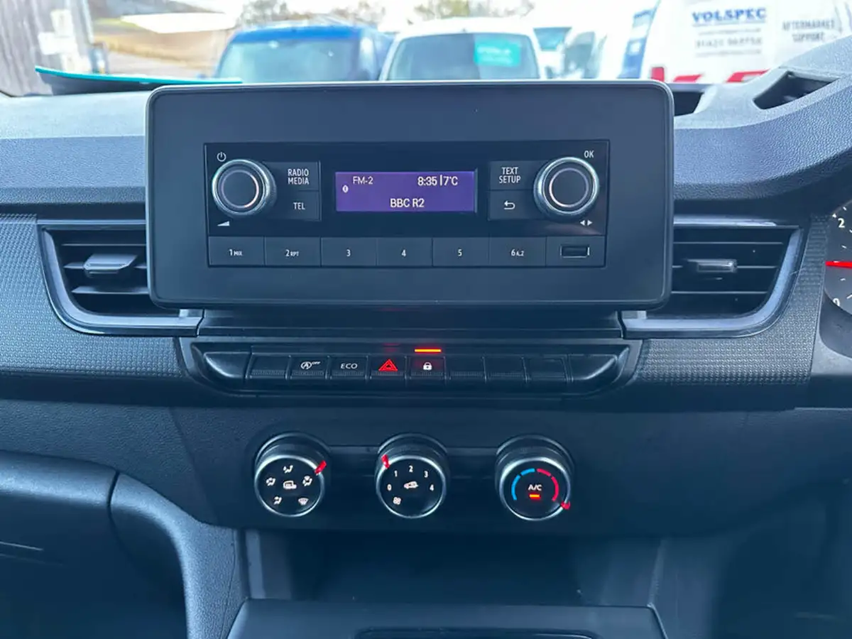 2022-renault-kangoo-15dci-ml19-95-start-big-21