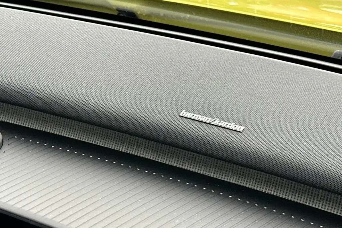 2024-volvo-ex30-e-twin-ultra-big-32