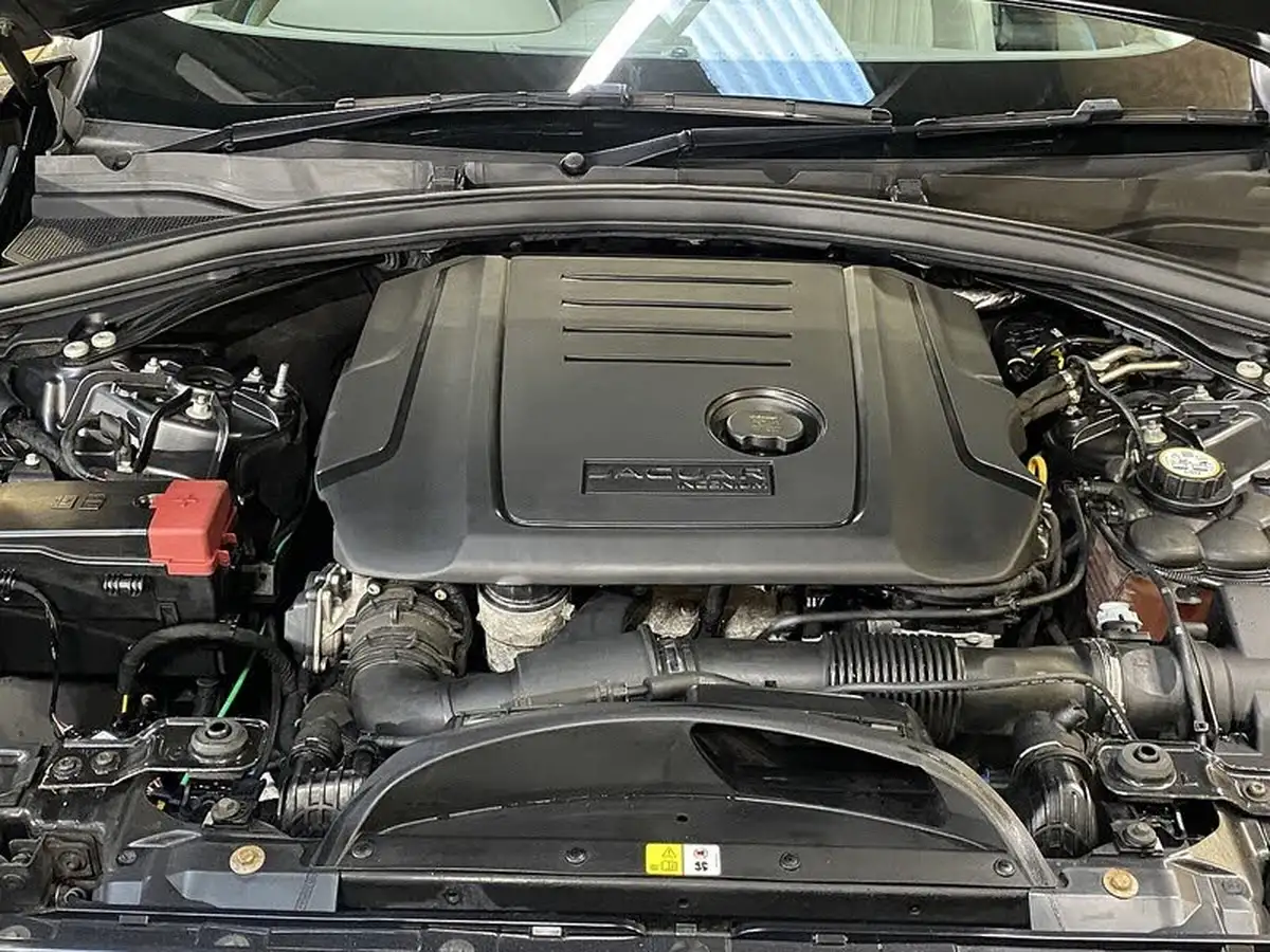 2020-jaguar-f-pace-20-i4d-portfolio-180ps-awd-auto-big-23