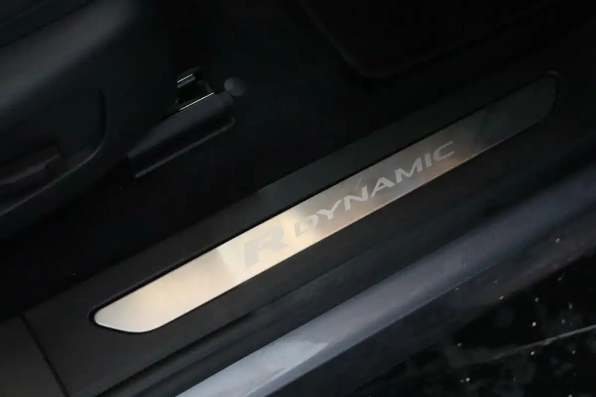 2020-land-rover-range-rover-evoque-20-p200-r-dynamic-s-200bhp-big-23