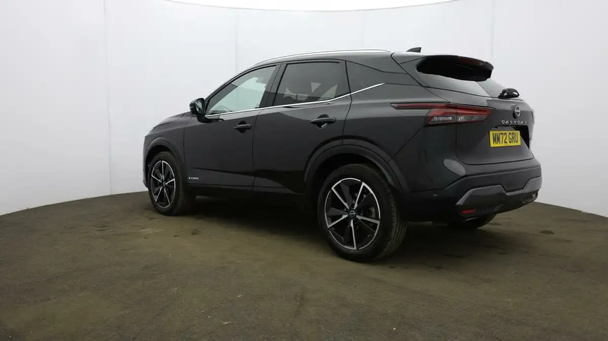 2022-nissan-qashqai-15-tekna-big-54