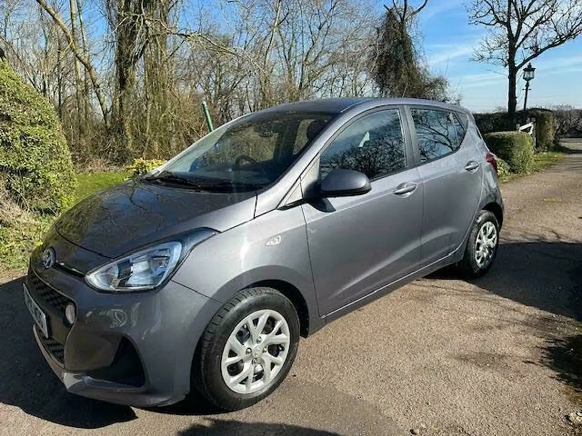 2019-hyundai-i10-12-se-auto-big-1