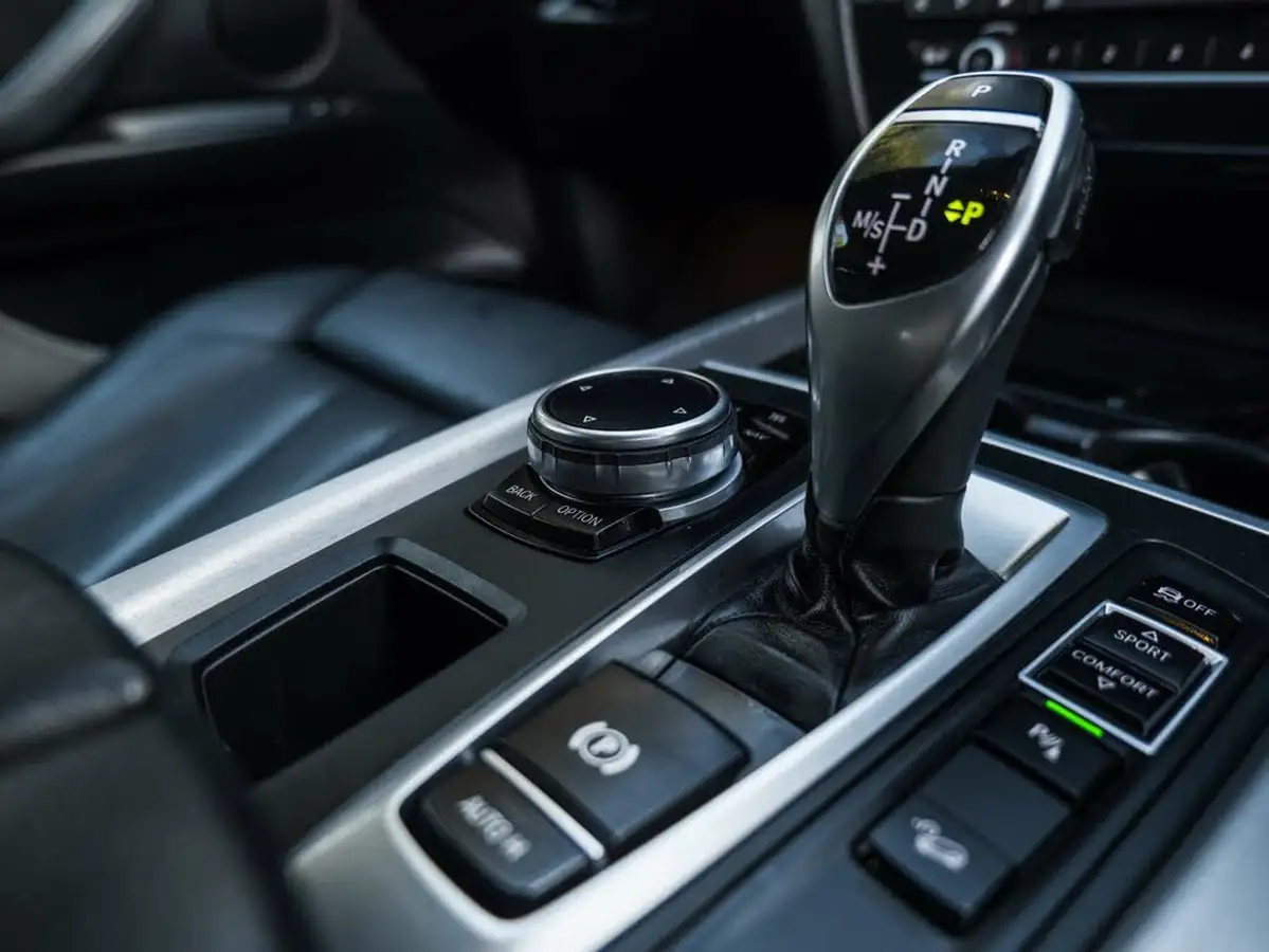 2013-bmw-x5-44-xdrive50i-m-sport-449bhp-big-33