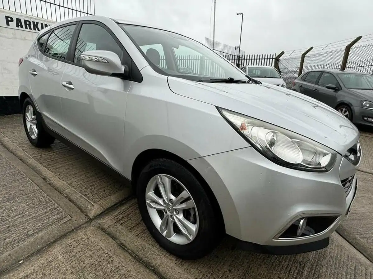 2011-hyundai-ix35-17td-style-big-9