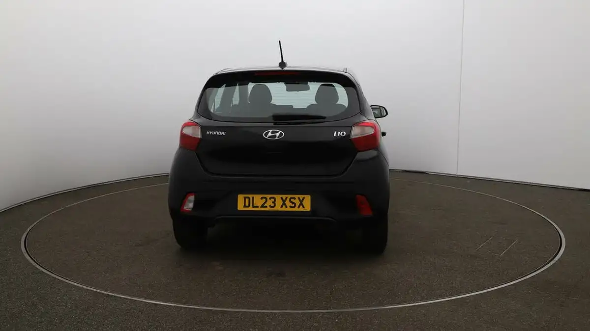 2023-hyundai-i10-10-se-big-53