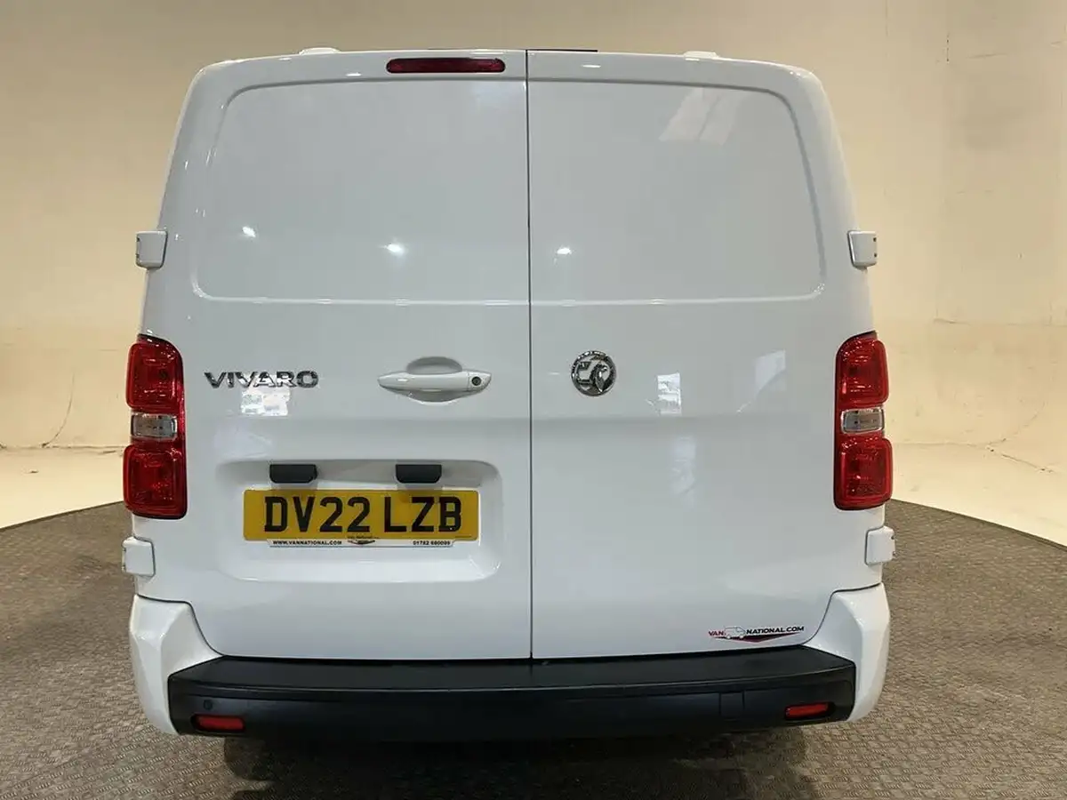 2022-vauxhall-vivaro-15td-2900-l2h1-sportive-big-17