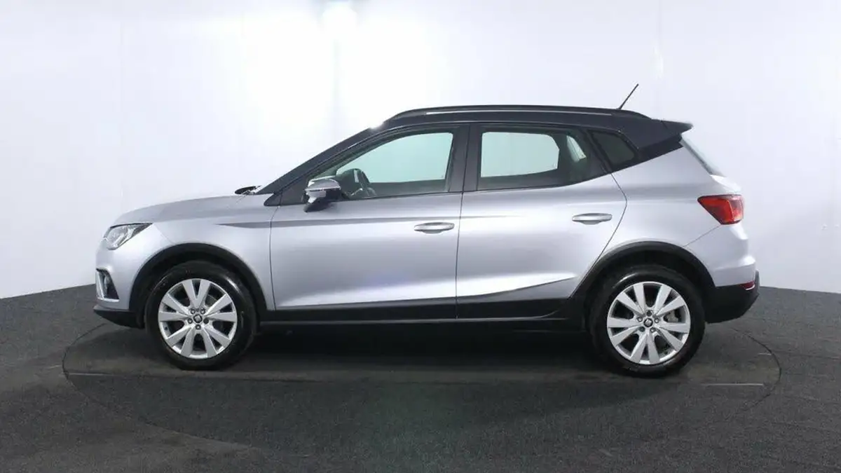 2019-seat-arona-16tdi-se-technology-lux-115ps-ss-big-3