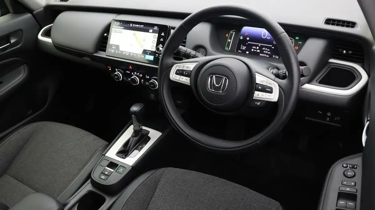 2023-honda-jazz-15-i-mmd-ex-107ps-big-8