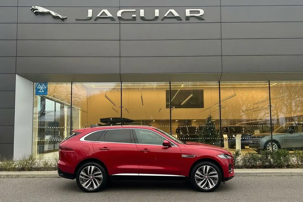 2021-jaguar-f-pace-20-d200-hse-mhev-big-1