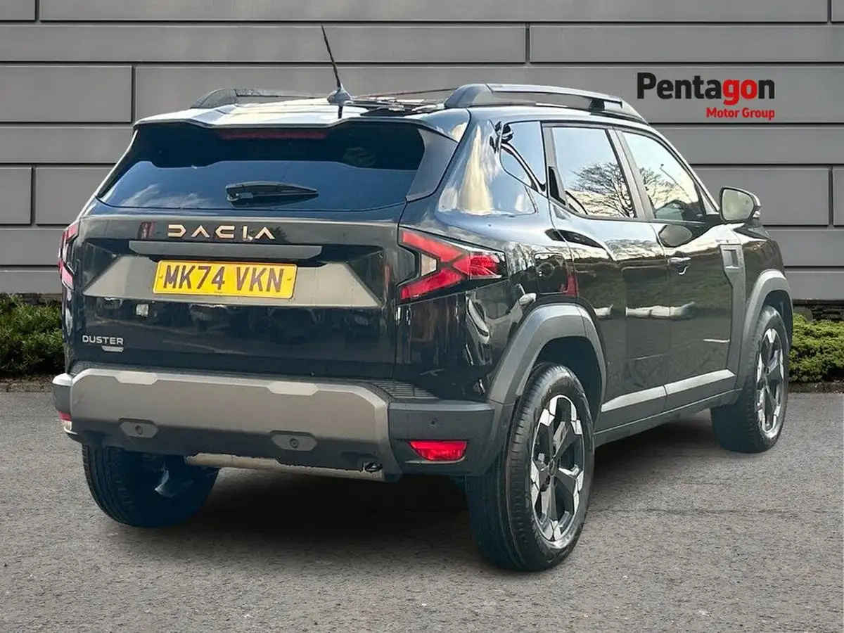 2024-dacia-duster-16-extreme-big-3