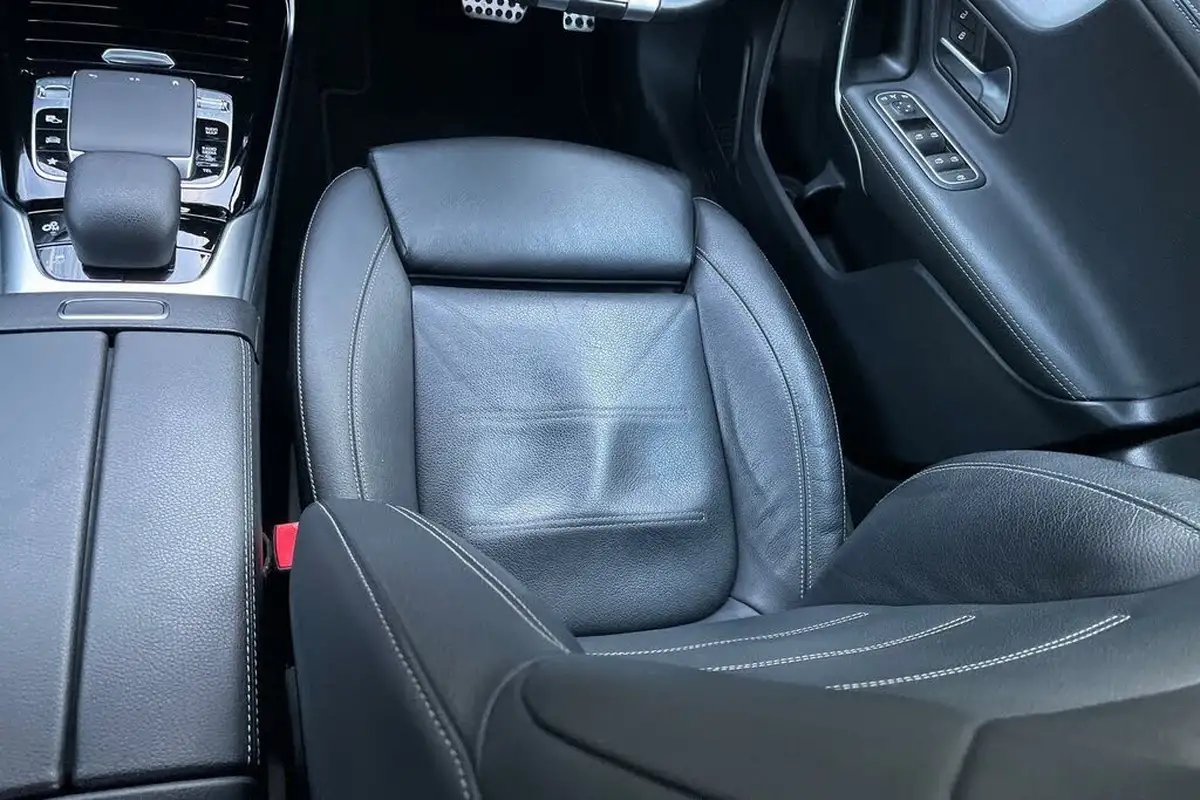 2020-mercedes-benz-a-class-20-a35-amg-executive-hatchback-5d-big-33