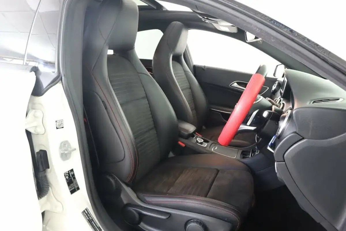 2016-mercedes-benz-cla-21d-cla-220-amg-line-4matic-coupe-4d-big-33