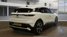 2023-renault-megane-e-tech-e-techno-small-3