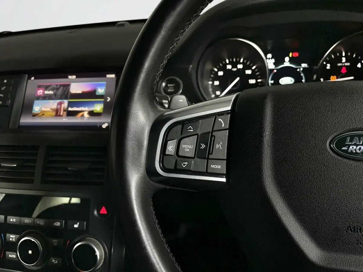 2019-land-rover-discovery-sport-20td4-landmark-big-16