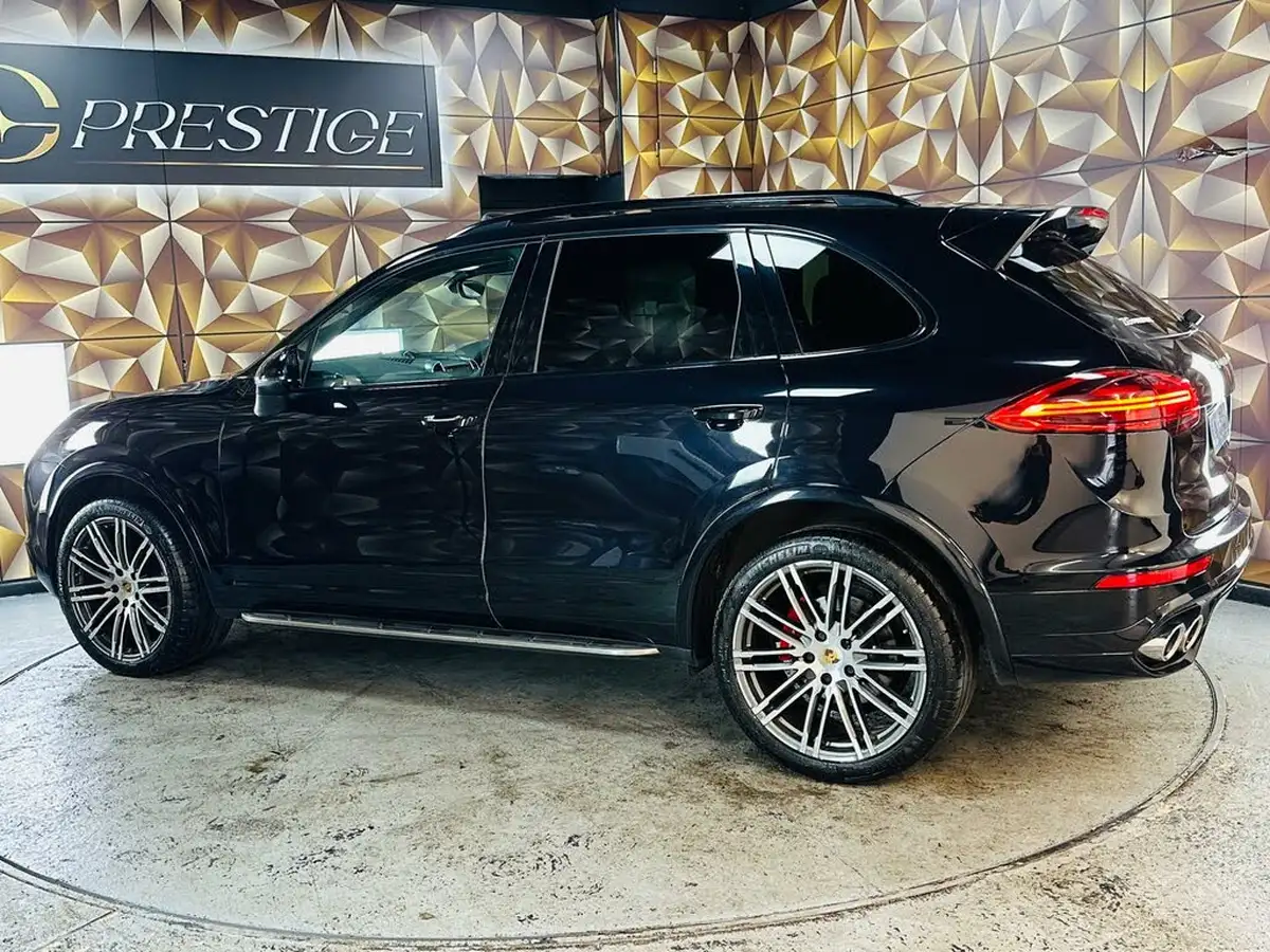 2015-porsche-cayenne-30td-big-33