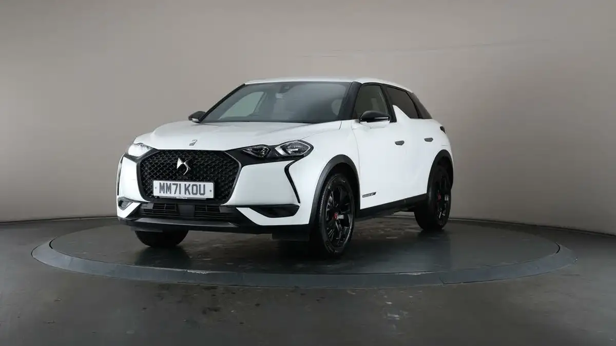 2021-ds-ds-3-crossback-e-tense-performance-line-big-43