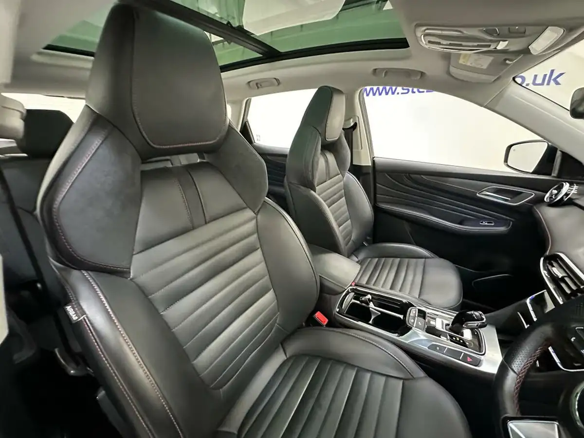 2022-mg-hs-15t-gdi-exclusive-258ps-plug-in-hybrid-auto-big-7