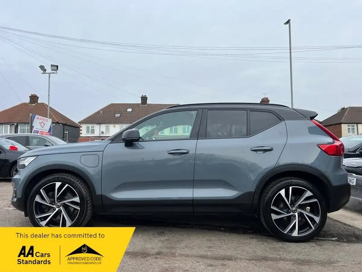 2020-volvo-xc40-15-t5-r-design-pro-twin-engine-big-5