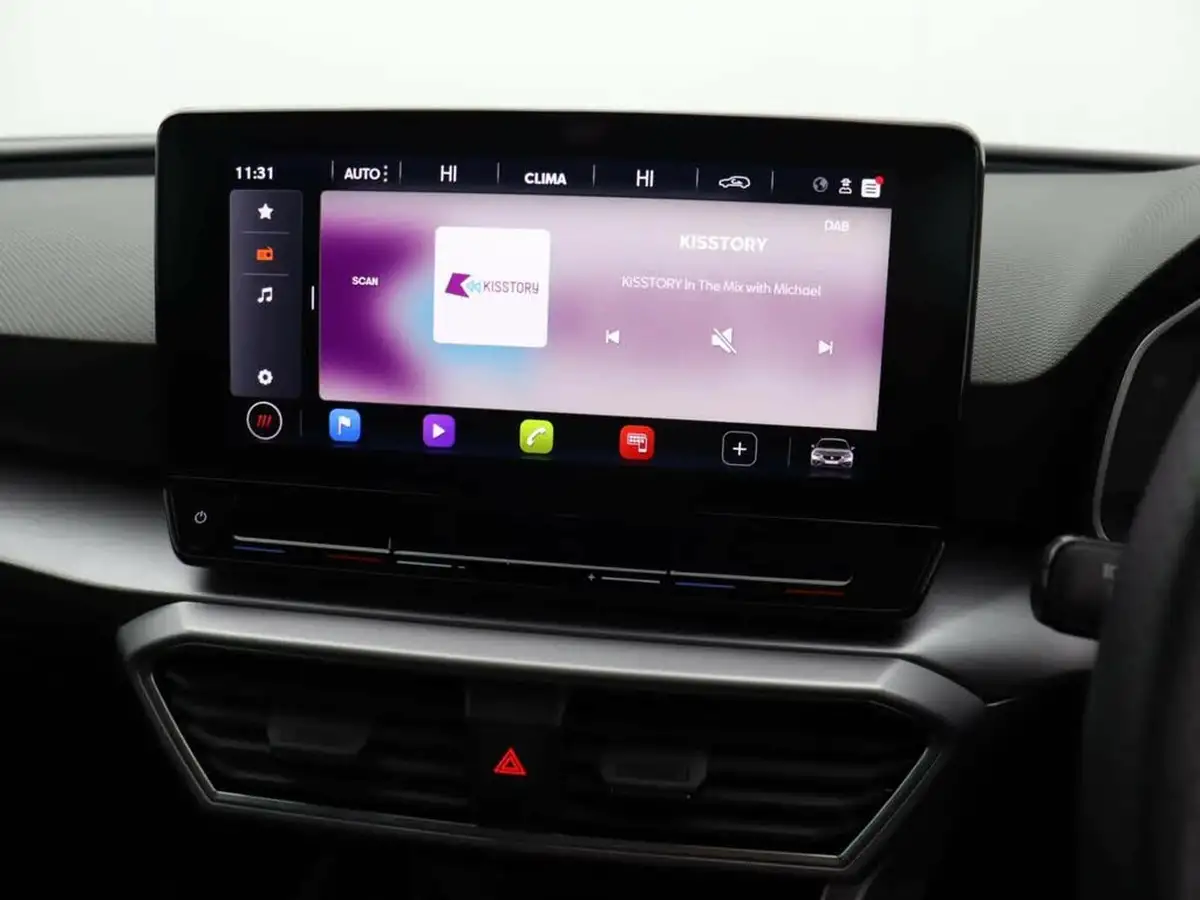 2024-seat-leon-10-etsi-evo-fr-hatchback-big-22